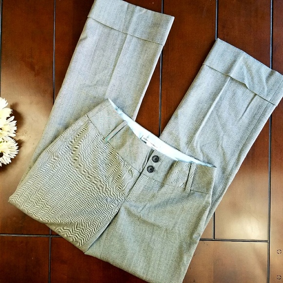 Banana Republic Pants - $5 TODAY Banana Republic Lightweight Wool Pants